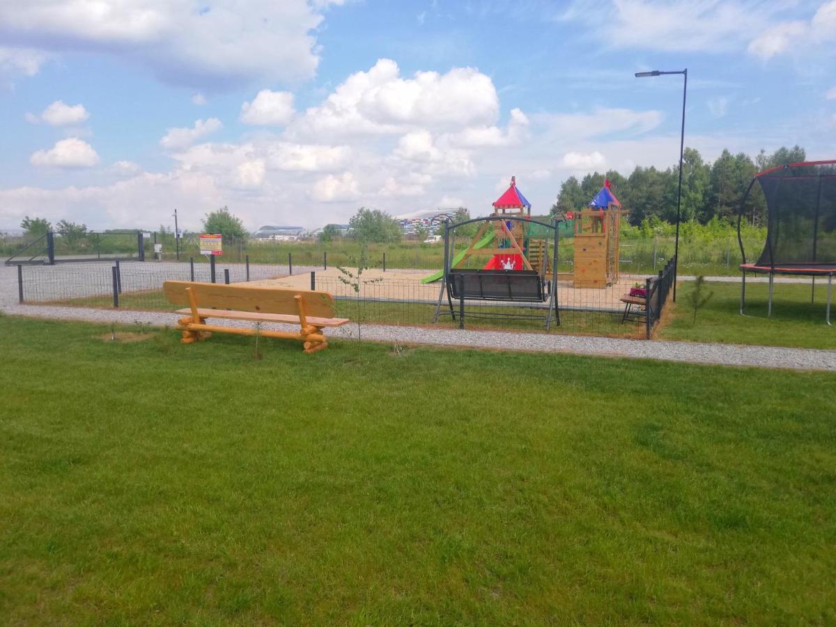 Grabska Osada Apartamenty - 100M Od Suntago Park-Domki Ogrzewane Caloroczne Mszczonow Bagian luar foto