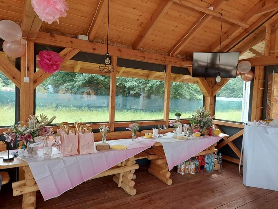 Grabska Osada Apartamenty - 100M Od Suntago Park-Domki Ogrzewane Caloroczne Mszczonow Bagian luar foto