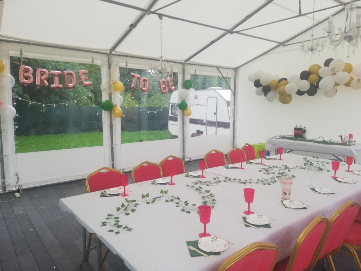 Grabska Osada Apartamenty - 100M Od Suntago Park-Domki Ogrzewane Caloroczne Mszczonow Bagian luar foto