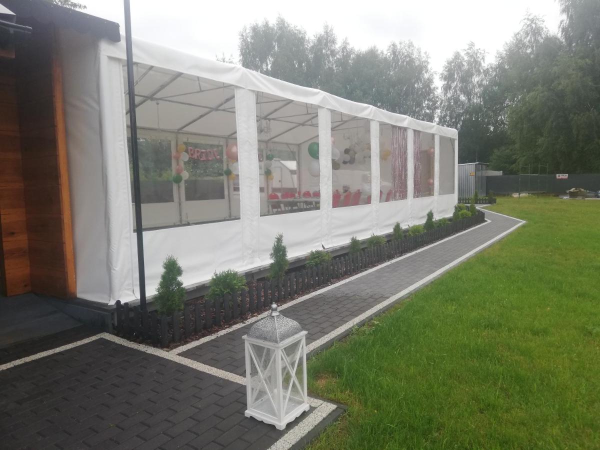 Grabska Osada Apartamenty - 100M Od Suntago Park-Domki Ogrzewane Caloroczne Mszczonow Bagian luar foto
